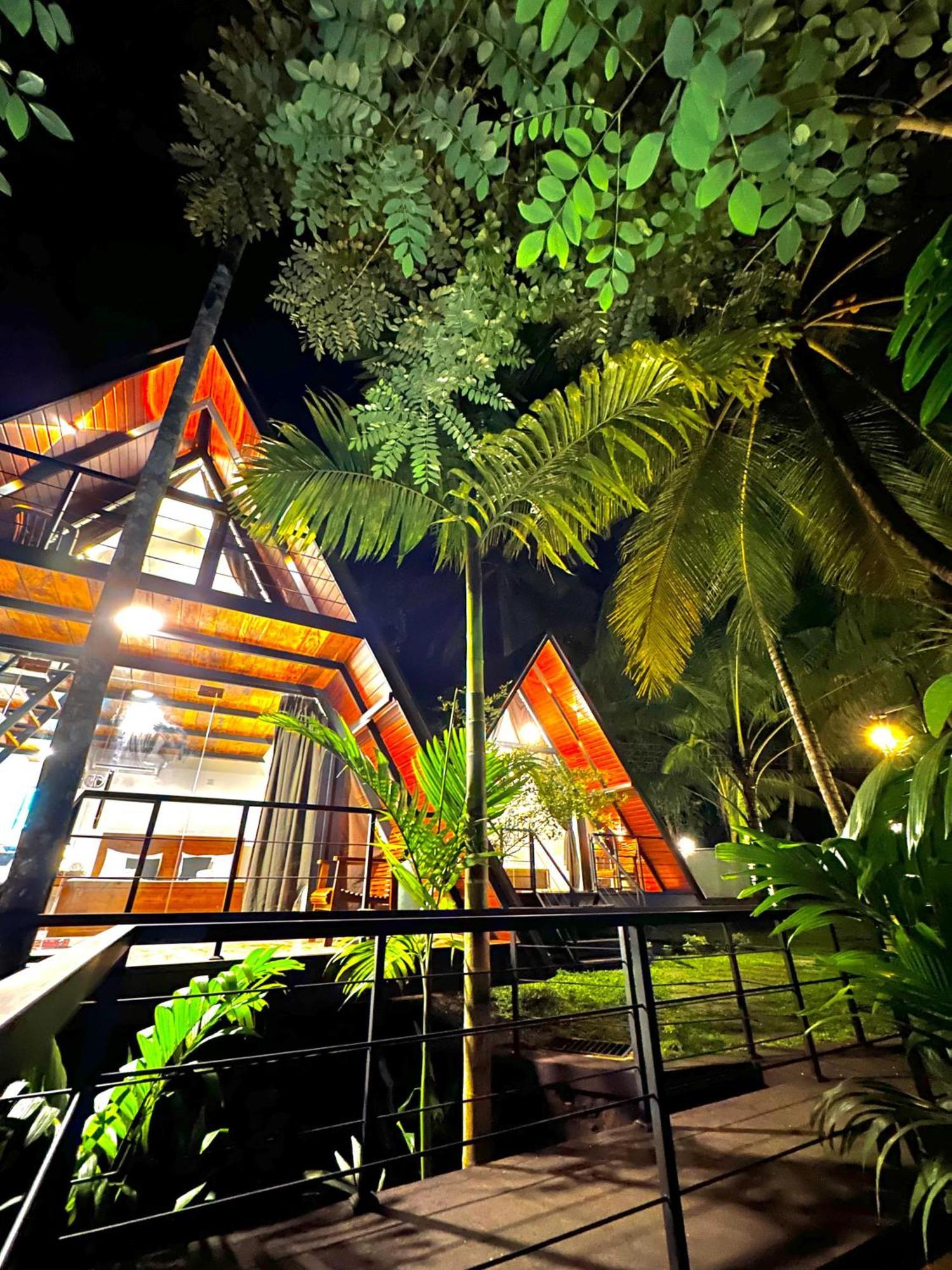 Rustic Cottages Udawalawe Exterior photo